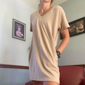 Tan T-Shirt Dress (WITH POCKETS!!)
